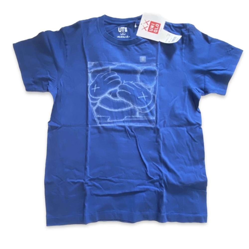 NWT Uniqlo X Kaws Brand New (M) - Picture 1 of 4